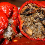 Gefüllte Paprika mit Champignons und Reis - vegan & glutenfrei