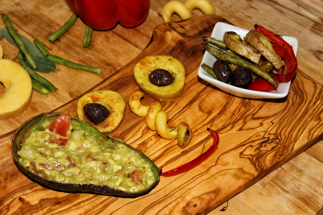 Mediterranes Ofengemüse mit Guacamole