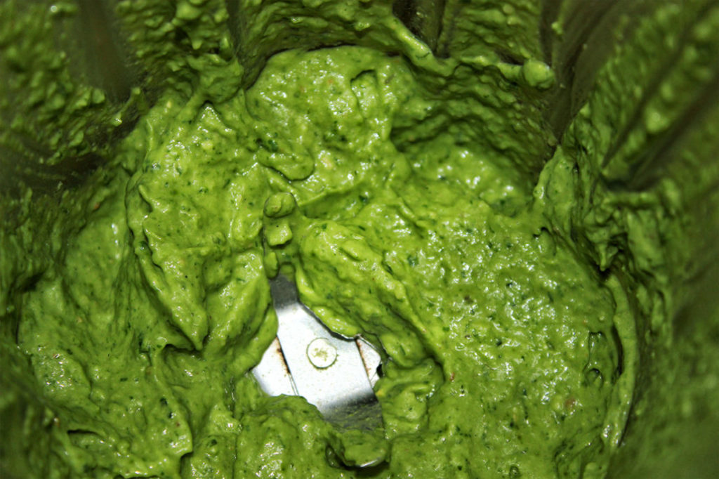 Pesto Avocado Basilikum - vegan & glutenfrei