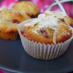 Vegane Kirsch-Marzipan-Muffins mit Mandeln