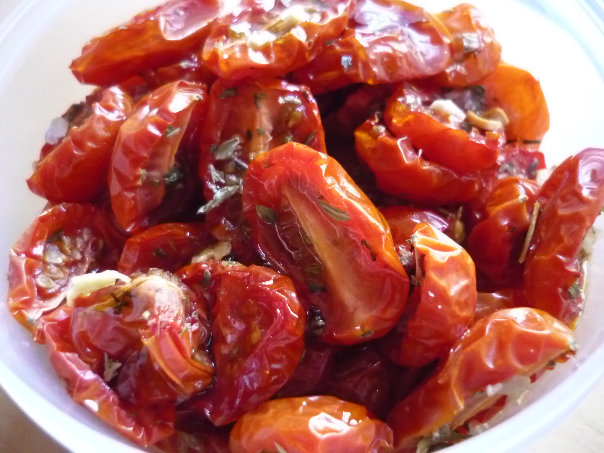 Getrocknete Tomaten selber machen &amp; einlegen - Rezept