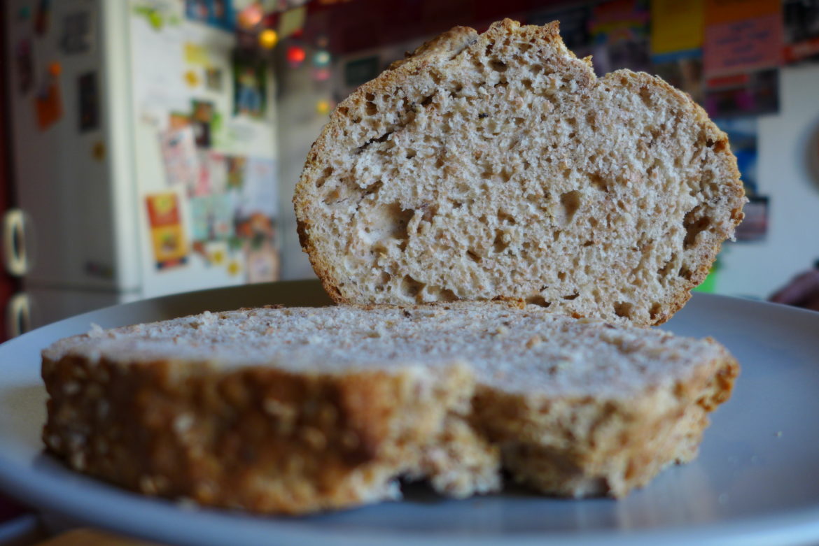Süßes Brot ohne Hefe
