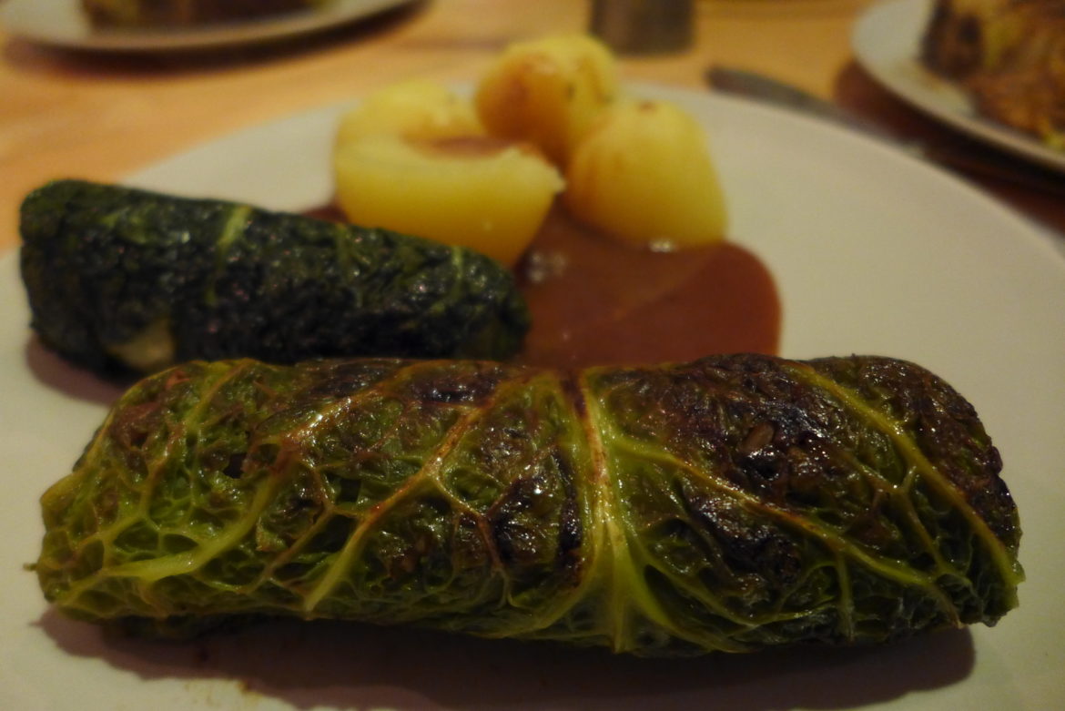 Vegane Kohlrouladen mit Reis-Linsenfüllung - VeggieSearch